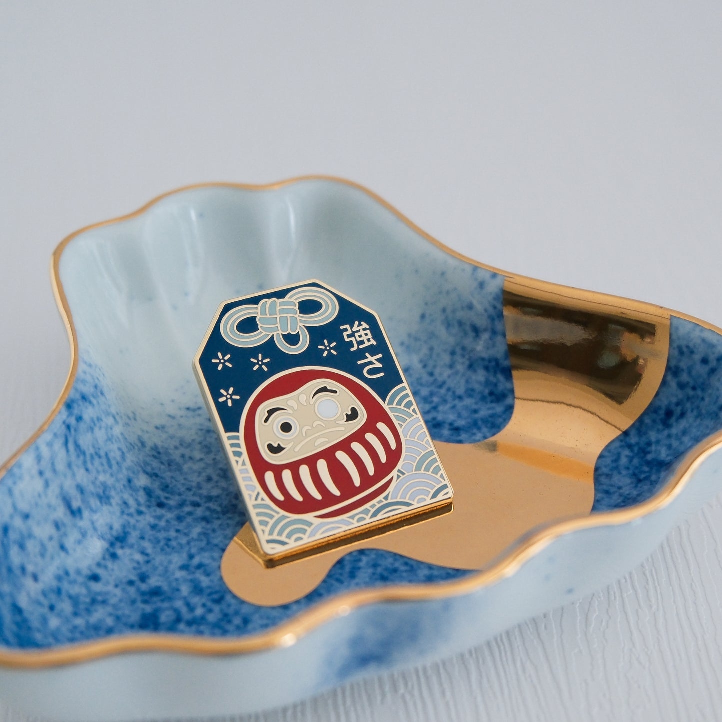 強さ Tsuyosa | Enamel Pin